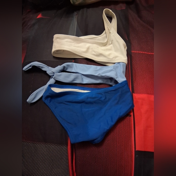 Mommy And Me Bathing Suit Set - Picture 7 of 9